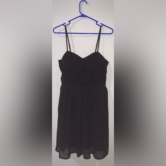 Black Dress size L - Picture 3 of 4